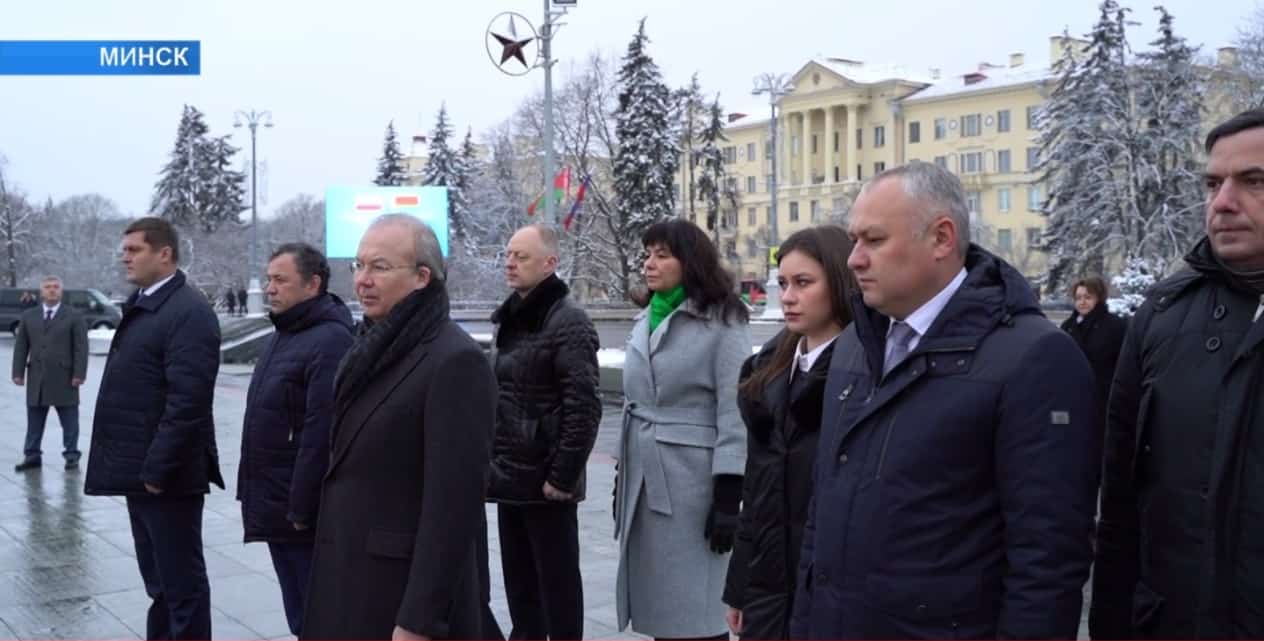 Александр Лукашенко Башҡортостан менән көрсөккә тиклемге тауар әйләнешен тиҙерәк тергеҙергә ниәтләй