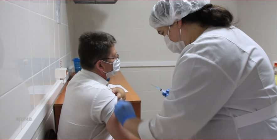 Ойошмаларҙа вакцина ҡаҙатмаған хеҙмәткәрҙәрҙе асыҡлау буйынса тикшереүҙәр уҙғарыла башланы