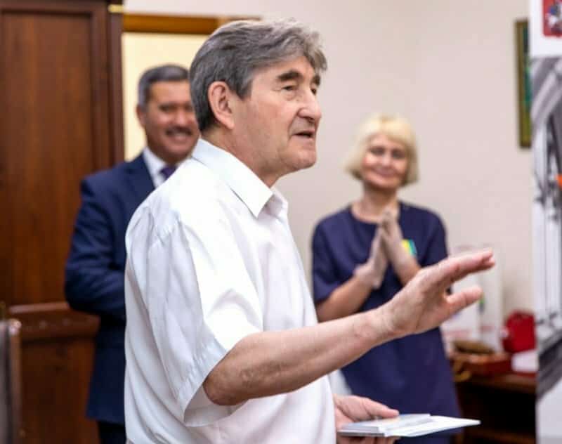 Марсель Сәлимовтың шиғырҙары Мәскәү сәхнәһендә яңғыраған