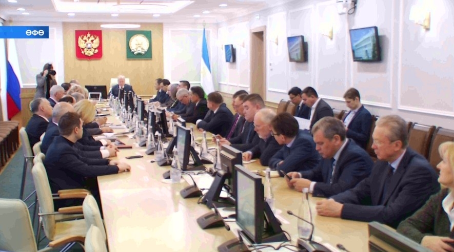 Дәүләт Йыйылышы-Ҡоролтайҙың 6-сы саҡырылыш депутаттары өсөн һуңғы сессия башланды