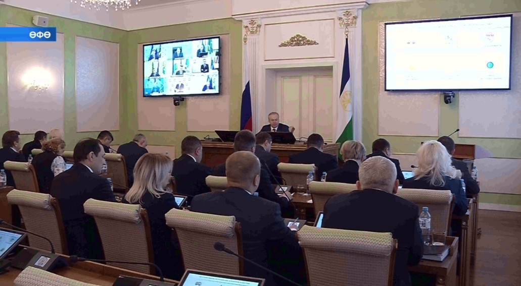 Ихаталарҙы ваҡытында ҡарҙан таҙартыу өсөн өҫтәмә рәүештә коммуналь техника алыу талап ителә
