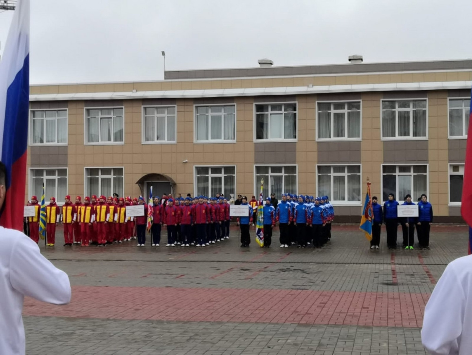 Мәктәп директорҙарының тәрбиә буйынса  кәңәшселәре эшмәкәрлеген финанслау тәртибе раҫланды
