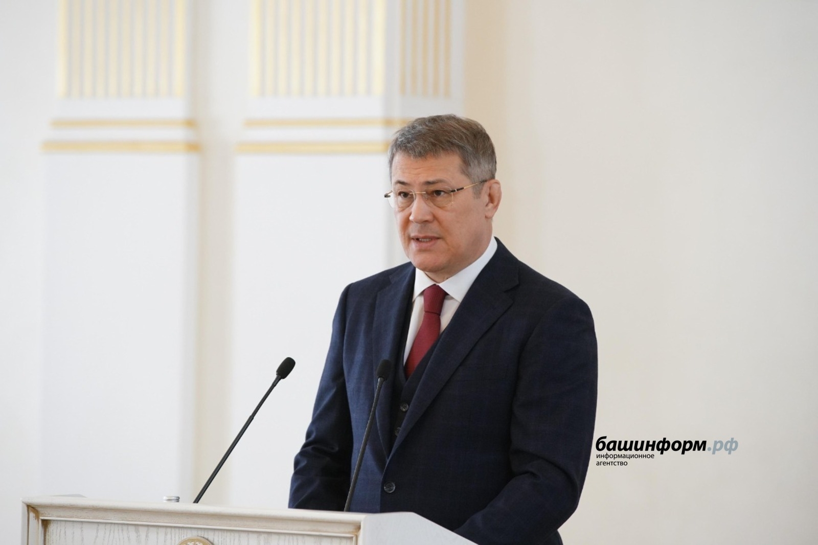 Радий Хәбиров медиарейтингта  Волга буйы округы төбәктәре башлыҡтары араһында беренсе урын алды