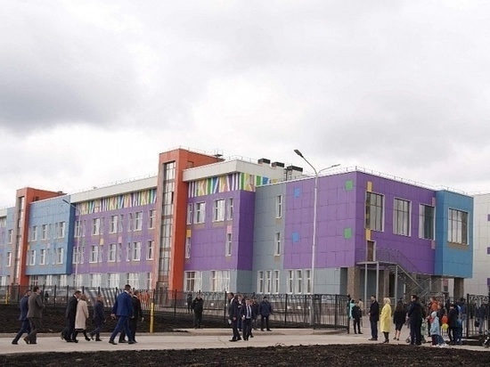Әлфиә Ғәлиева: "Полилингваль мәктәптәр туған телдәрҙе һаҡларға һәм үҫтерергә булышлыҡ итә"