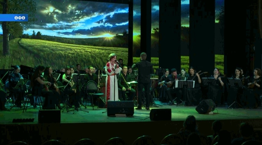 Өфө сәхнәһендә Санкт-Петербург дирижёры