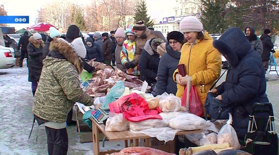 Ял көндәрендә баш ҡаланың тиҫтәләп майҙанында ауыл хужалығы йәрминкәләре ойошторолдо