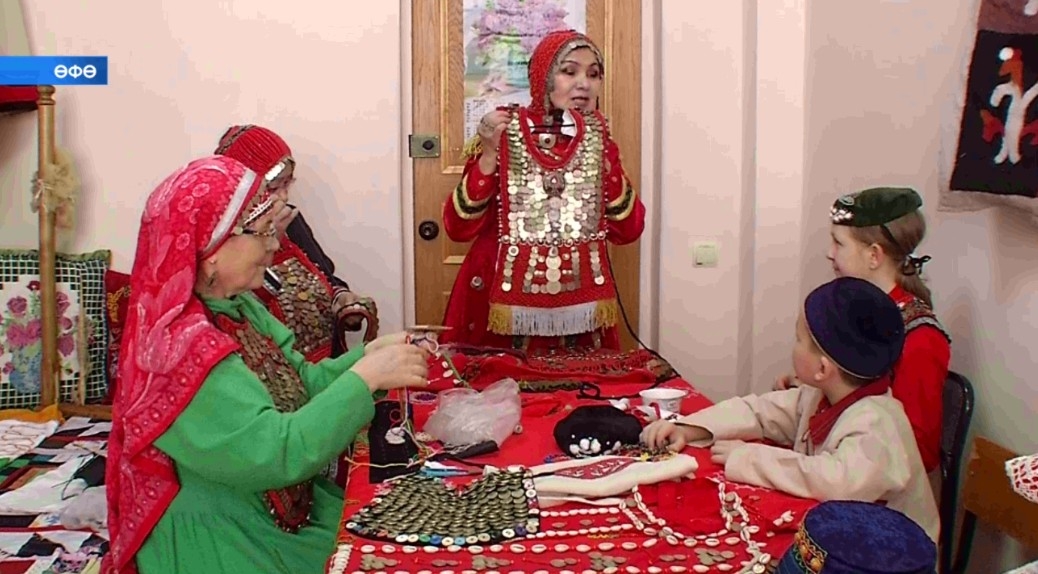 Республика халыҡ ижады үҙәгенән «Селтәр» башҡорт халыҡ костюмы студияһы
