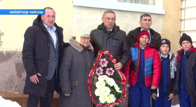 Хәйриә аҡсаһын махсус хәрби операцияға Көйөргәҙе районында йәшәүсе пенсионер тапшырған