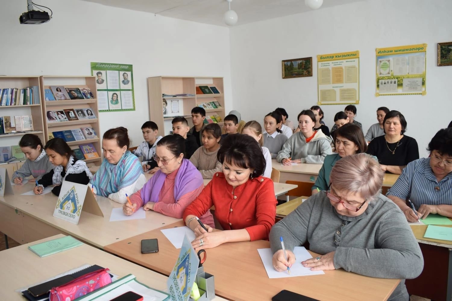 Хәйбуллалар “Айыҡлыҡ диктанты” акцияһы ойошторҙо