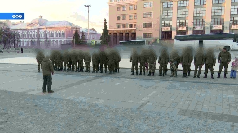 Хәрби операция биләмәһендәге бер төркөм ир-егеттәр Башҡортостанға ялға ҡайтты