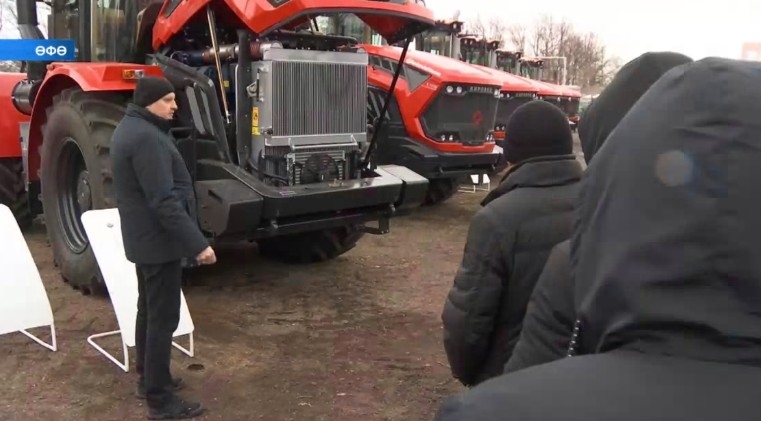 «Башсельхозтехника» яңыртылған ялан техникаһын тәҡдим итә