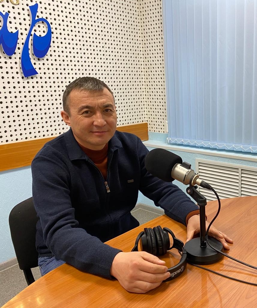 Өлкән лейтенант Марат Зөлҡәрнәев: “Беҙгә тәжрибәле яугирҙәр ярҙам итә”