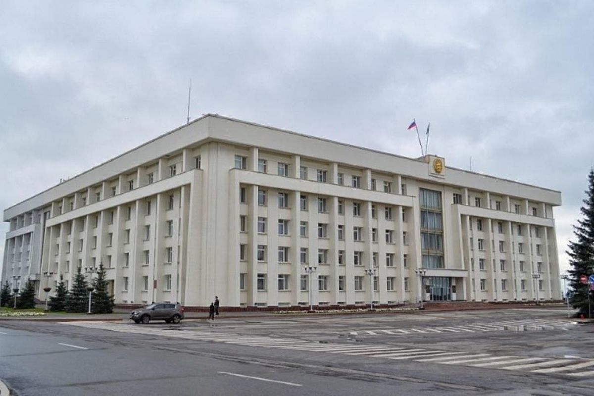 Республика Хөкүмәтендә май байрамдарында хәүефһеҙлек тәьмин итеү буйынса кәңәшмә үтте