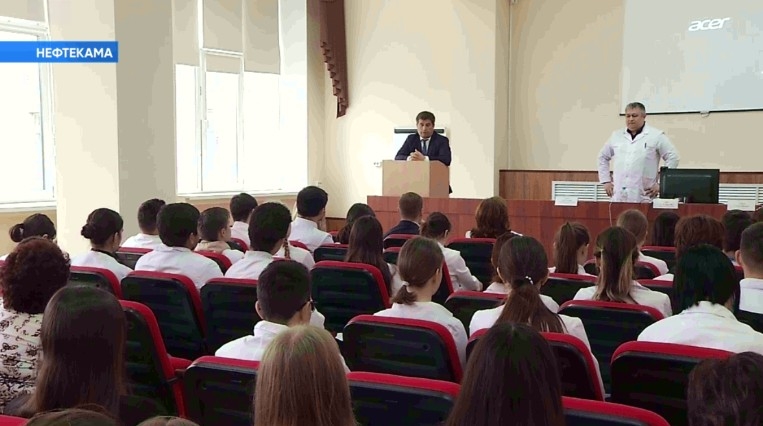 Республика район-ҡалаларында һөнәри йүнәлеш биреү буйынса проект старт алды