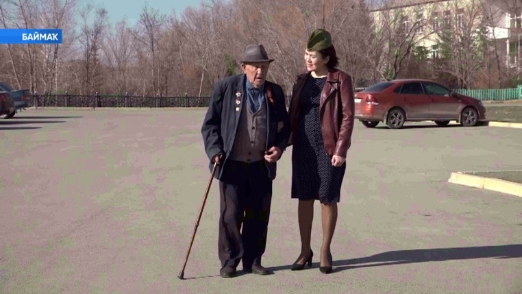 Бөйөк Ватан һуғышы ветераны Ғәйзулла Әблүзин ҡаты алыштарҙы иҫкә алды