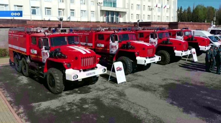Башҡортостан янғын һүндереүселәре һөнәри байрамын яңы техника менән ҡаршылай