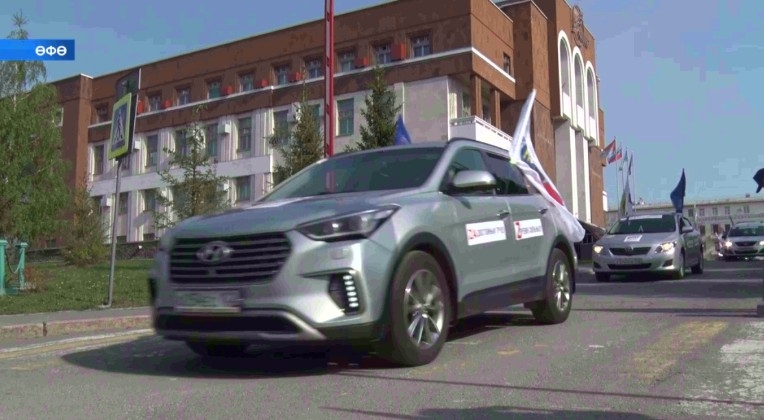 Республика профсоюздары 1 май байрамы көнөнә арналған автоуҙышҡа сыҡты