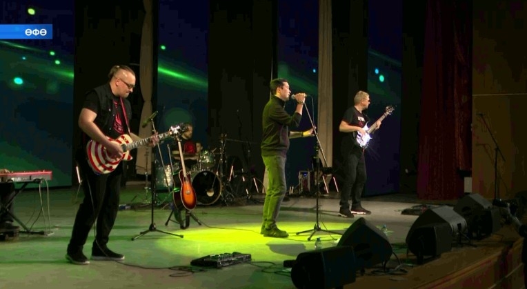 «Бүреләр» рок төркөмө «Торатау» конгресс-холында хәйриә концерты ҡуйҙы