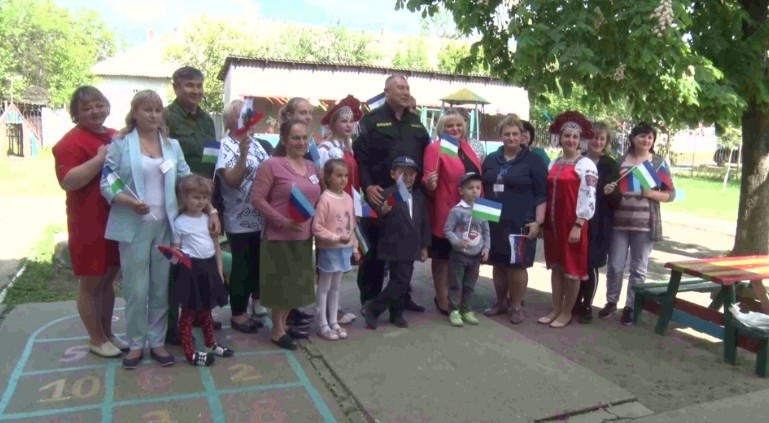 Донбастың һикәлтәле юлдарын үтеп Башҡортостан хәрбиҙәренә сираттағы гуманитар ылау тәғәйен урында