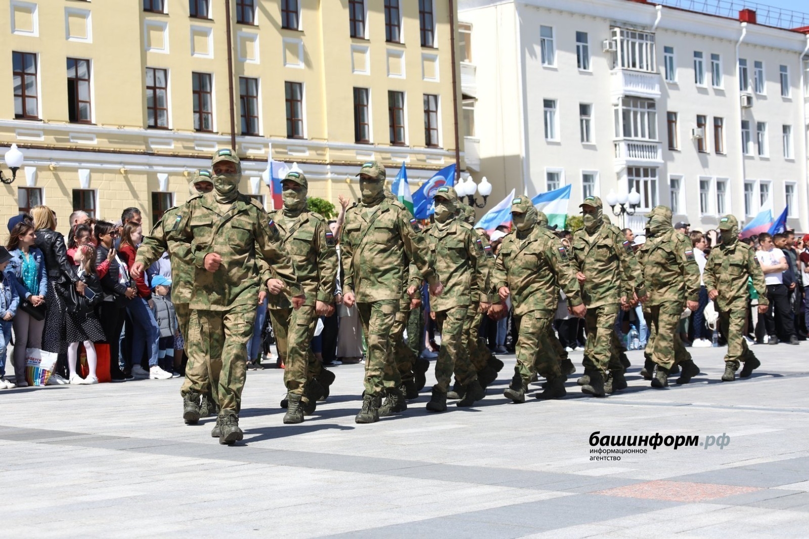Республиканан танк батальоны һәм зенит батареяһы хәрби әҙерлек урынына юллана
