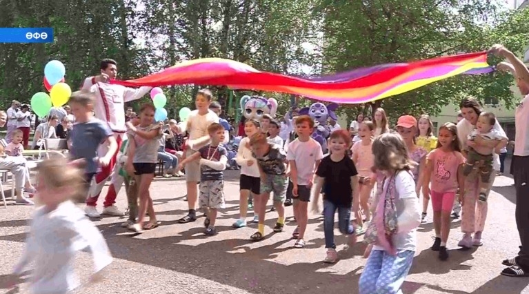 Өфөнөң 17-се ҡала балалар клиник дауаханаһында күңел асыу саралары, спорт күнекмәләре ойошторолдо