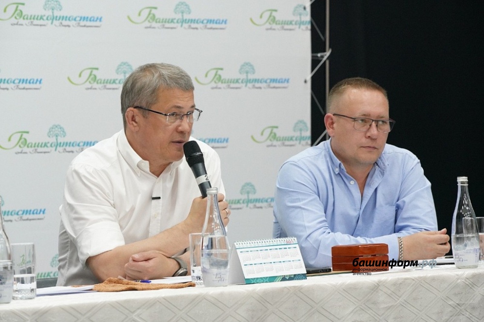 Радий Хәбиров: "Төп маҡсат - халыҡ менән даими осрашыу, пландарҙы аңлатыу"