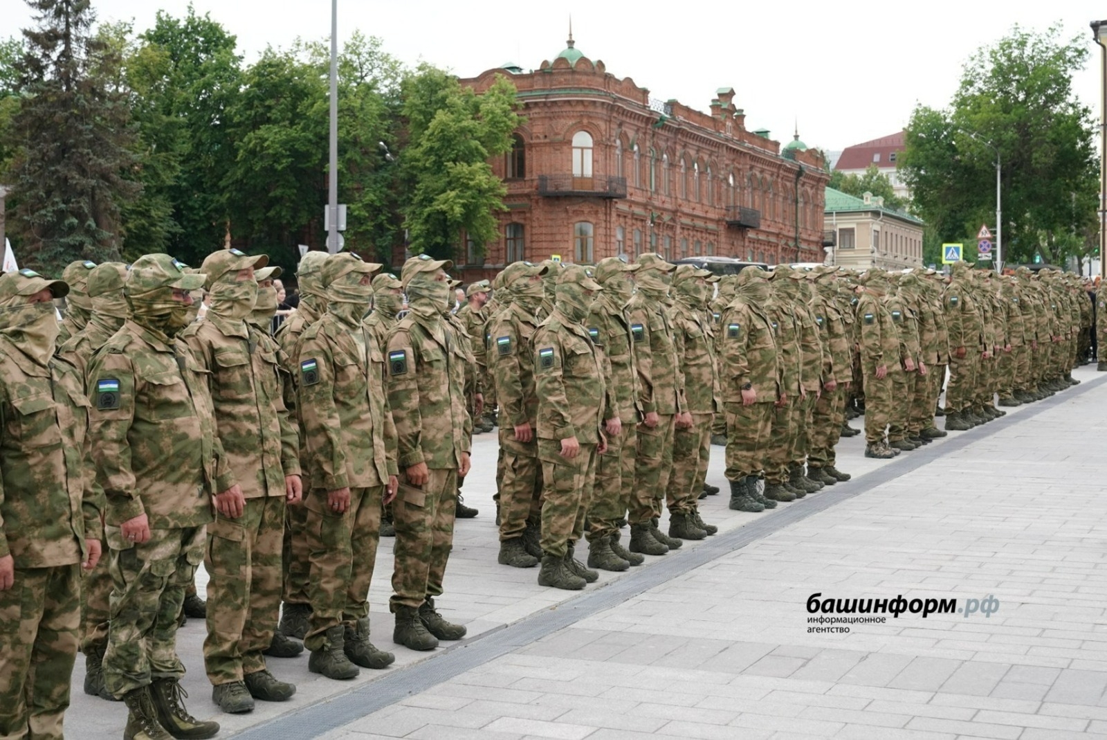 Бөгөн Өфөнән хәрби әҙерлек урынына сираттағы батальон оҙатыла