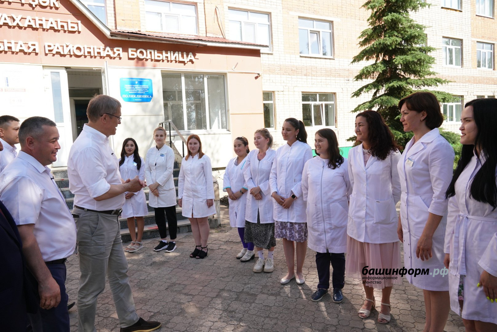 Фото №1 - Иҫәнғол ауылында  үҙәк район дауаханаһында  капиталь ремонт быйыл башлана