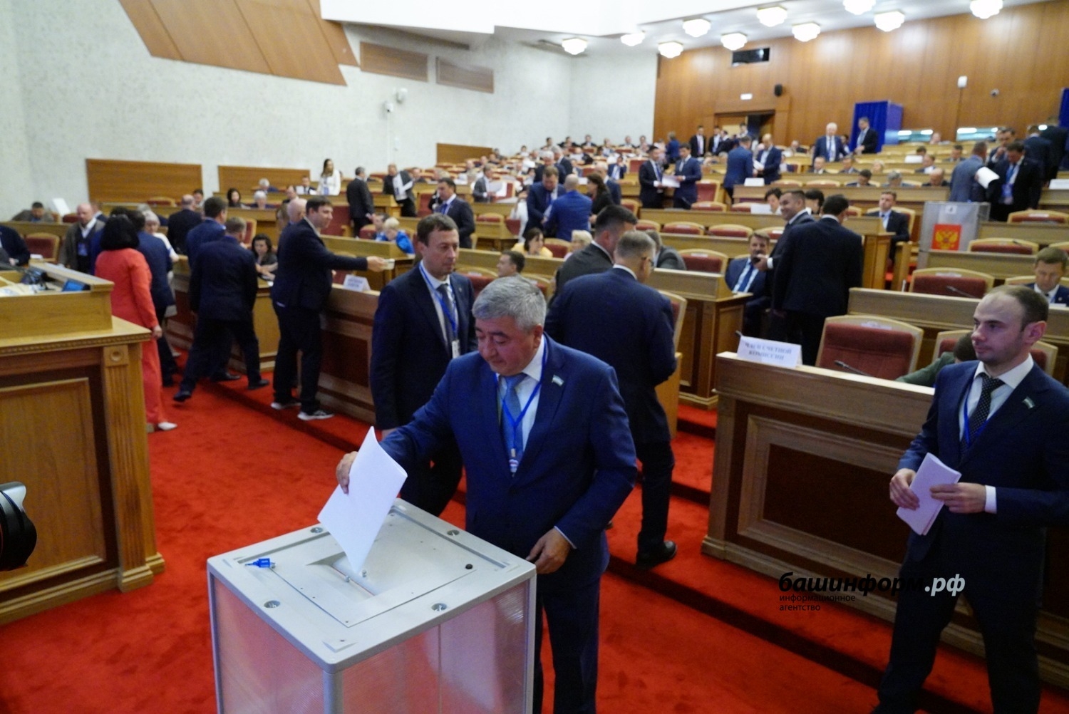 Башҡортостанда “Берҙәм Рәсәй” партияһының дөйөм исемлеген Радий Хәбиров етәкләй