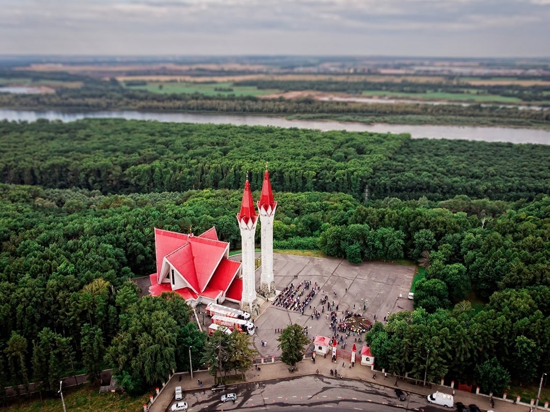 Бөгөн мосолмандар Ҡорбан Ғәйетен ҡаршылай