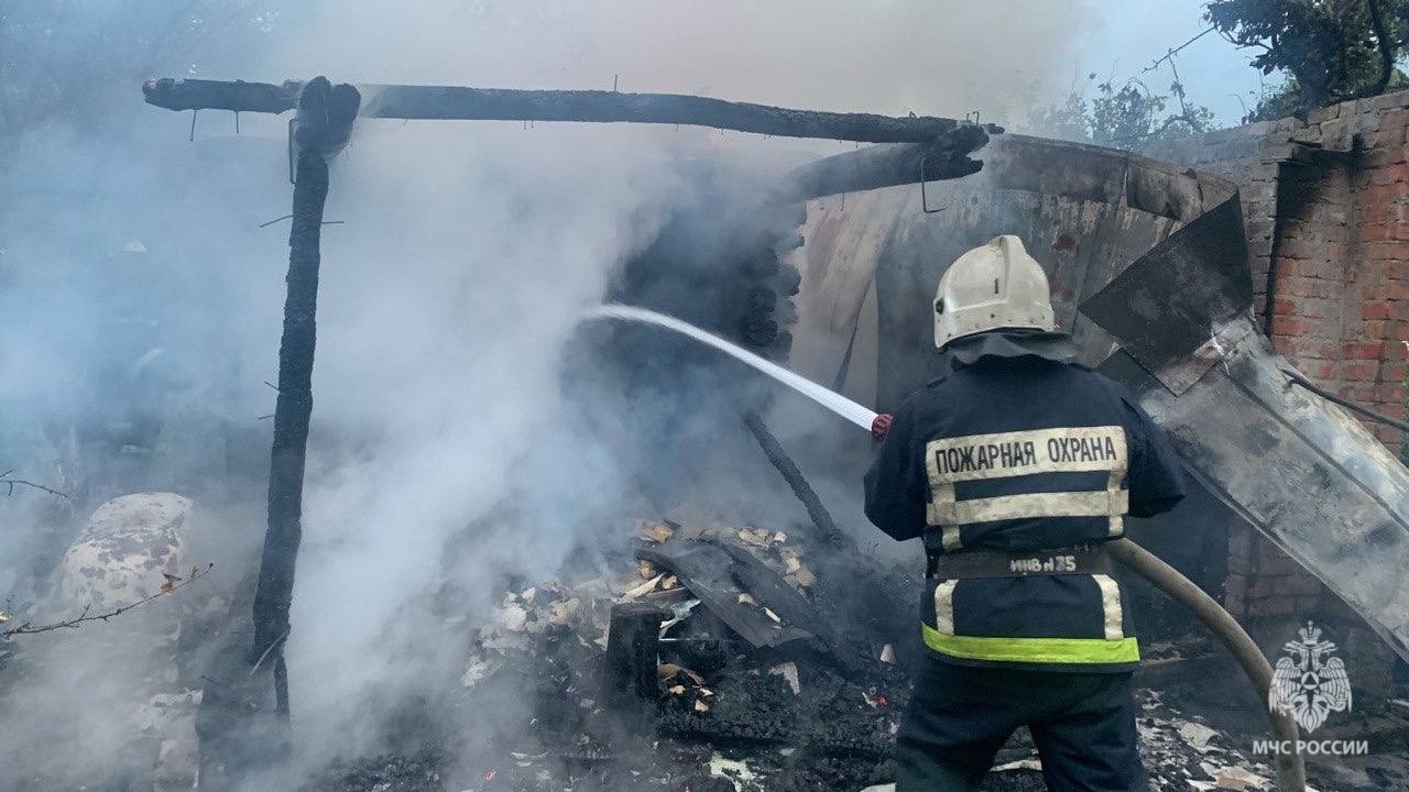 Радий Хәбиров урман янғындарына бәйле хәлде етди контролгә алырға ҡушты