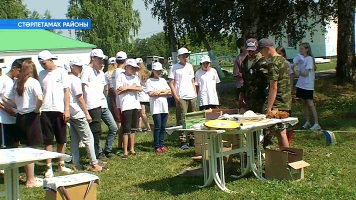 Стәрлетамаҡ районындағы «Башаҡ» һауыҡтырыу лагерында агросмена эшләй