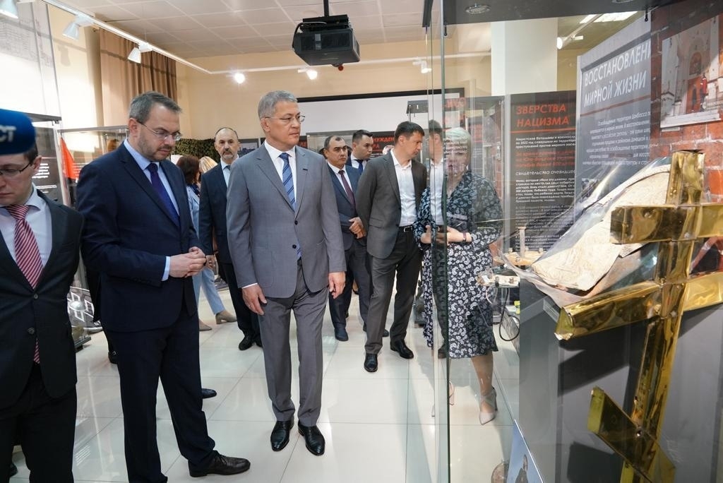 Башҡортостан Башлығы Радий Хәбиров “Ҡәҙимге нацизм” күргәҙмәһен асыуҙа ҡатнашты
