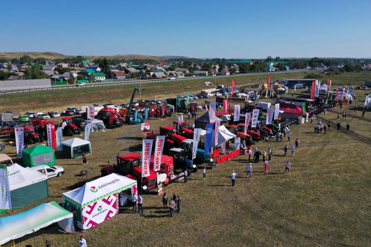 Башҡортостанда ауыл хужалығы өсөн һуңғы биш йылда 48 миллиард һумлыҡ техника алынған