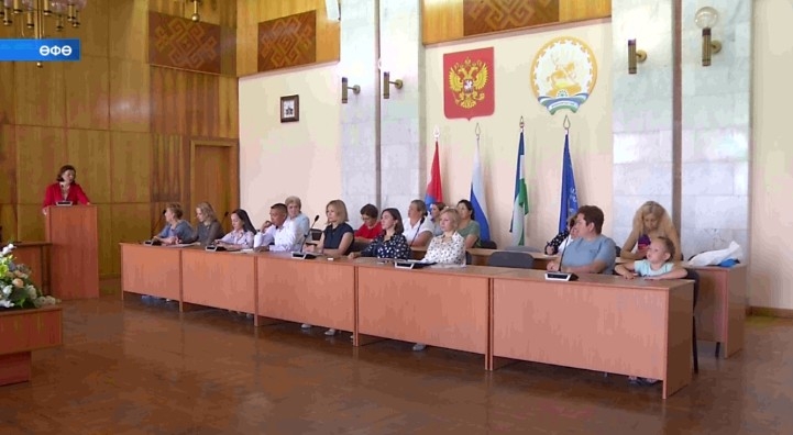 Башҡортостан ҡатын-ҡыҙҙар союзы «Буласаҡ әсә сәләмәтлеге» проектына йомғаҡ яһаны