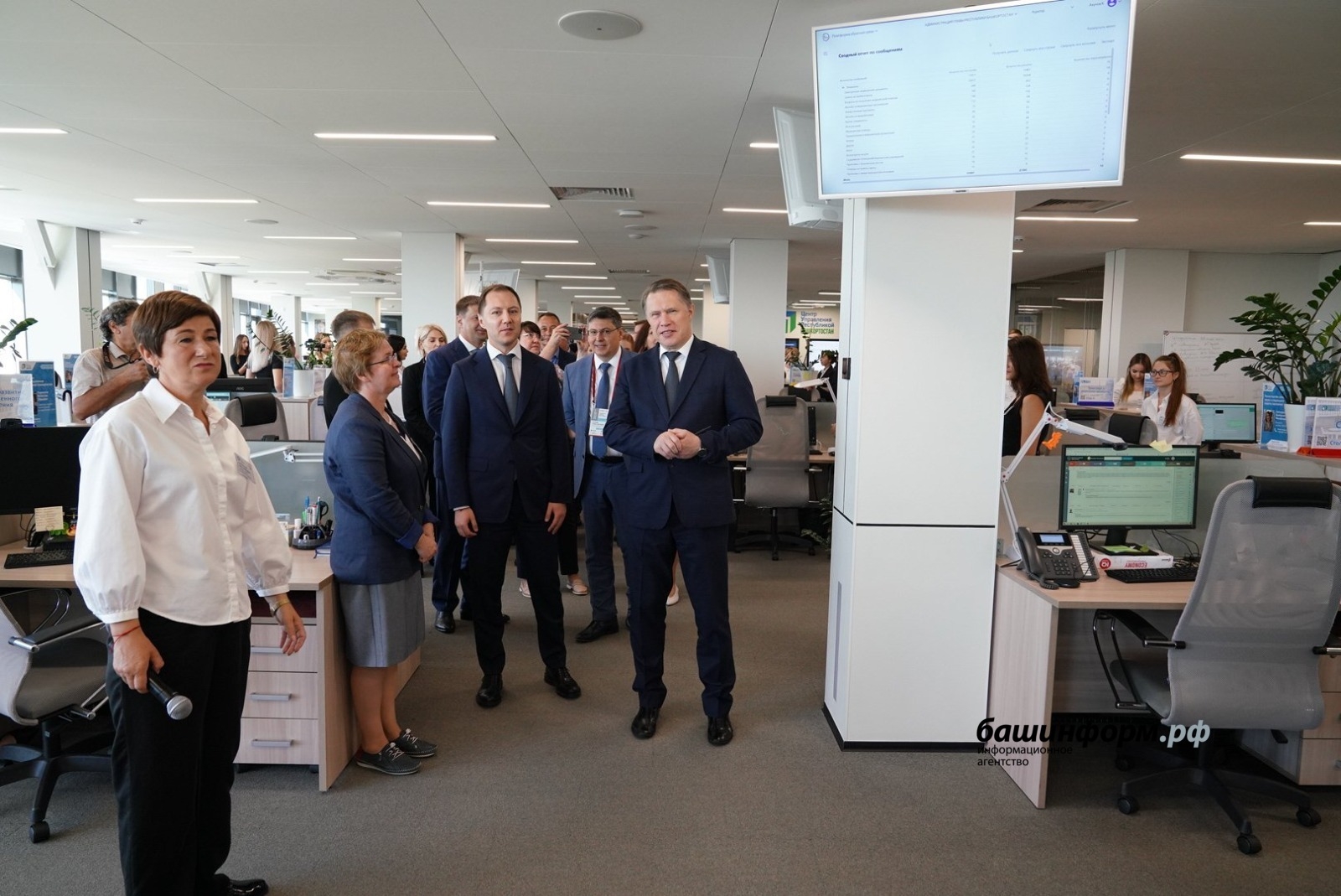 Бөгөн Рәсәй Һаулыҡ һаҡлау министры Михаил Мурашко Республика менән идара итеү үҙәгендә булды