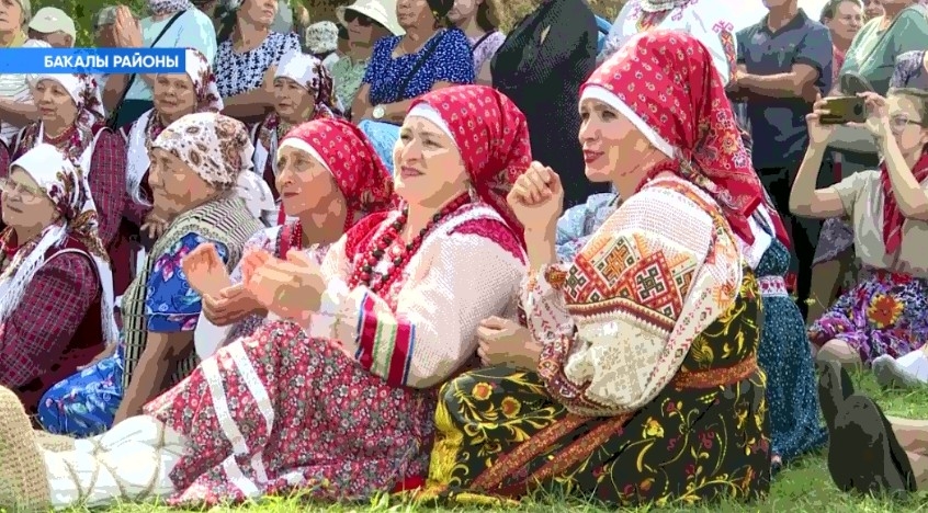 Баҡалы районының Буғабаш ауылында 6-сы Төбәк-ара Троицк фестивале үтте