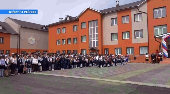 Белем көнө уңайынан республика мәктәптәрендә тантаналы линейкалар үтте