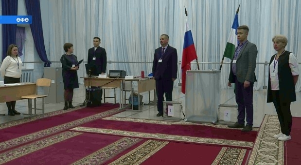 Һайлау участкалары бөгөн сәғәт етелә асылды