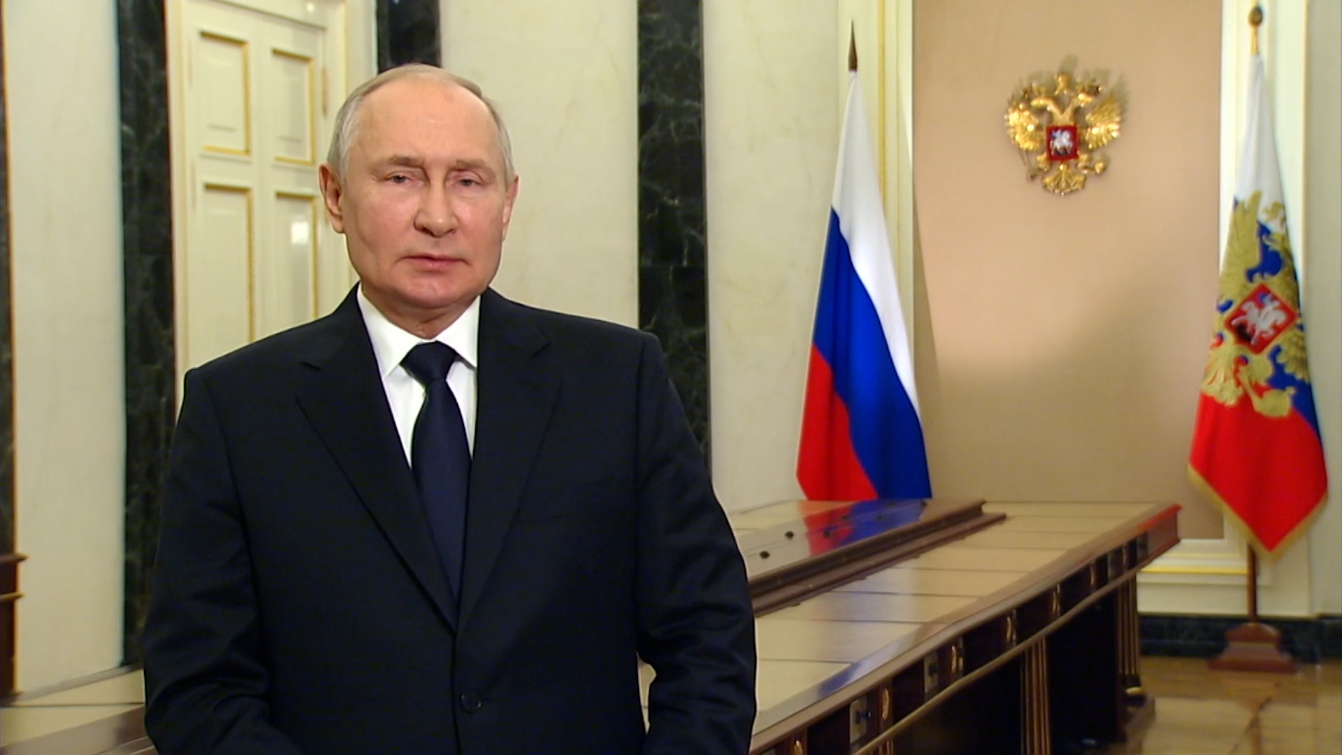 Владимир Путин халыҡты яңы байрам менән ҡотланы