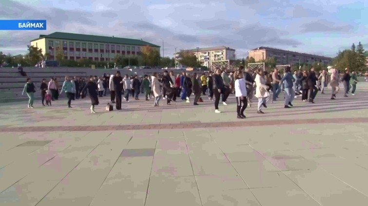 Баймаҡ халҡы үҙәк район дауаханаһы иғлан иткән акцияға ҡушылды
