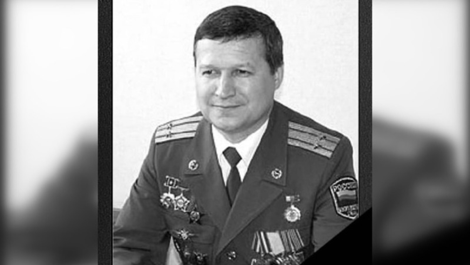 Өфөлә полковник, дәүләт һәм йәмәғәт эшмәкәре Иршат Фәхретдиновҡа иҫтәлекле таҡтаташ асылды