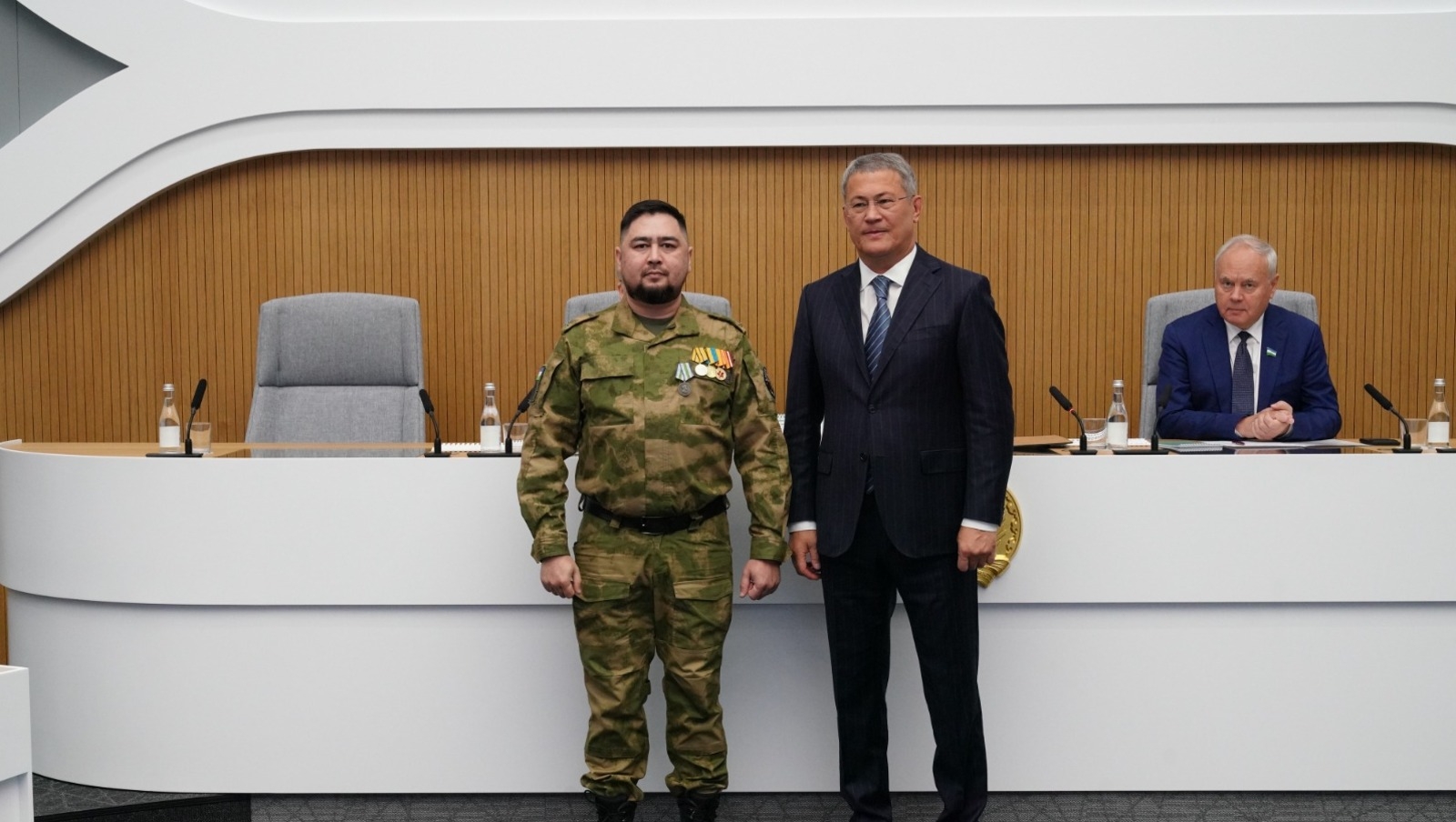 Азат Бадрановҡа генерал Шайморатов миҙалы тапшырылды