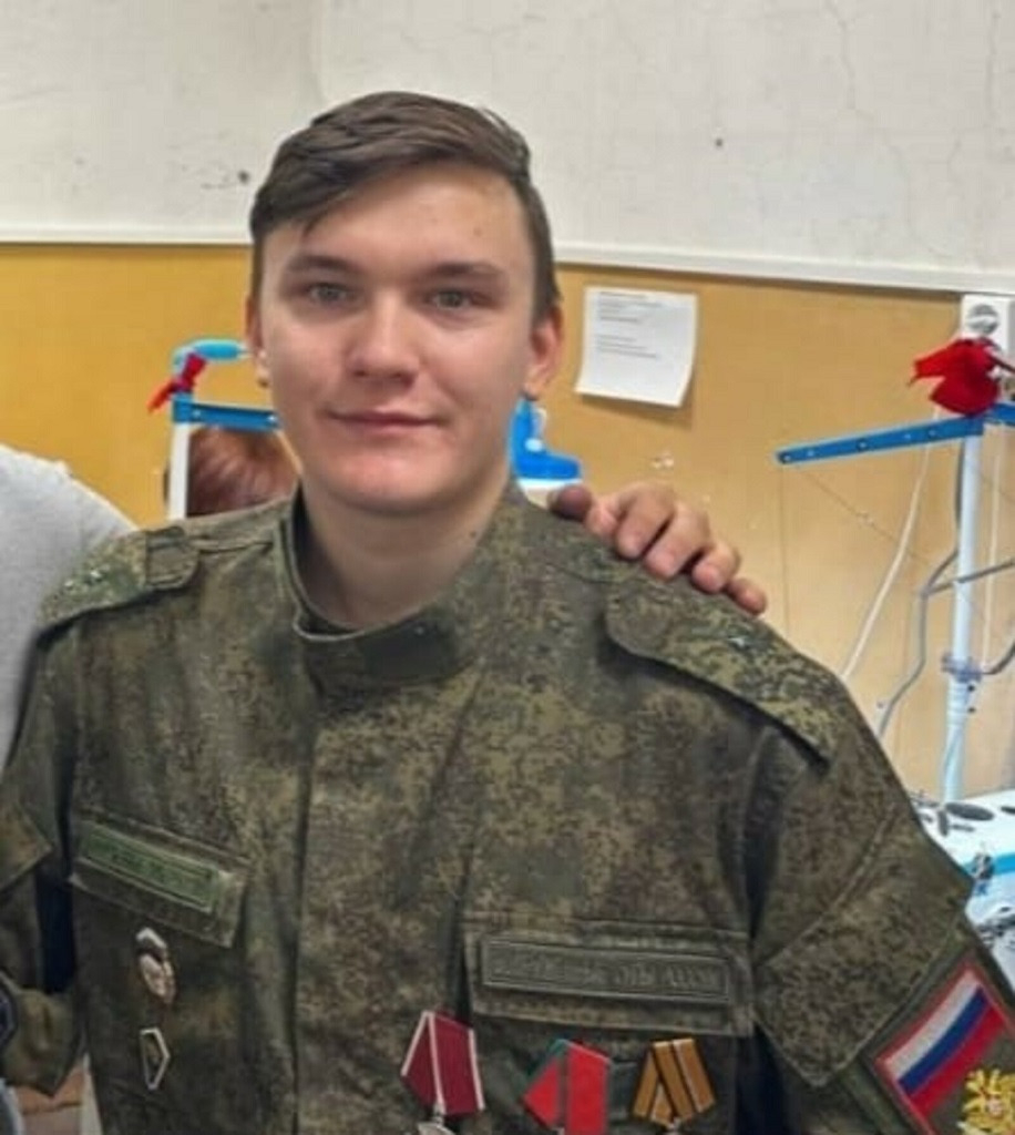 Артур Ғәлиев. Ҡаһарманлыҡ ордены кавалеры