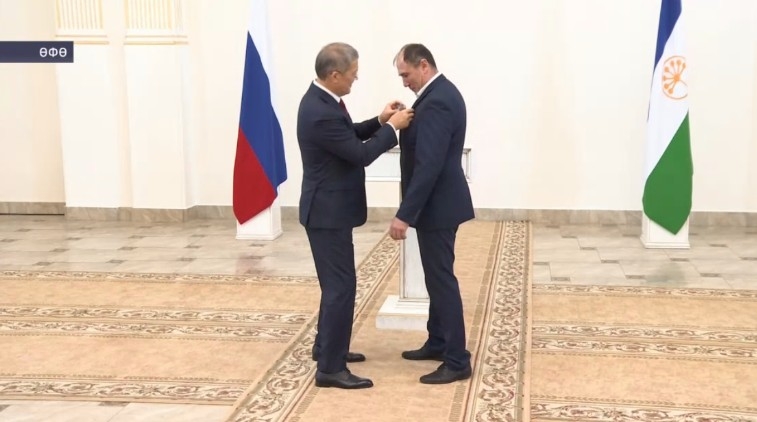 Республикала Ауыл хужалығы һәм эшкәртеү сәнәғәте көнөнә арналған тантаналы саралар үтә