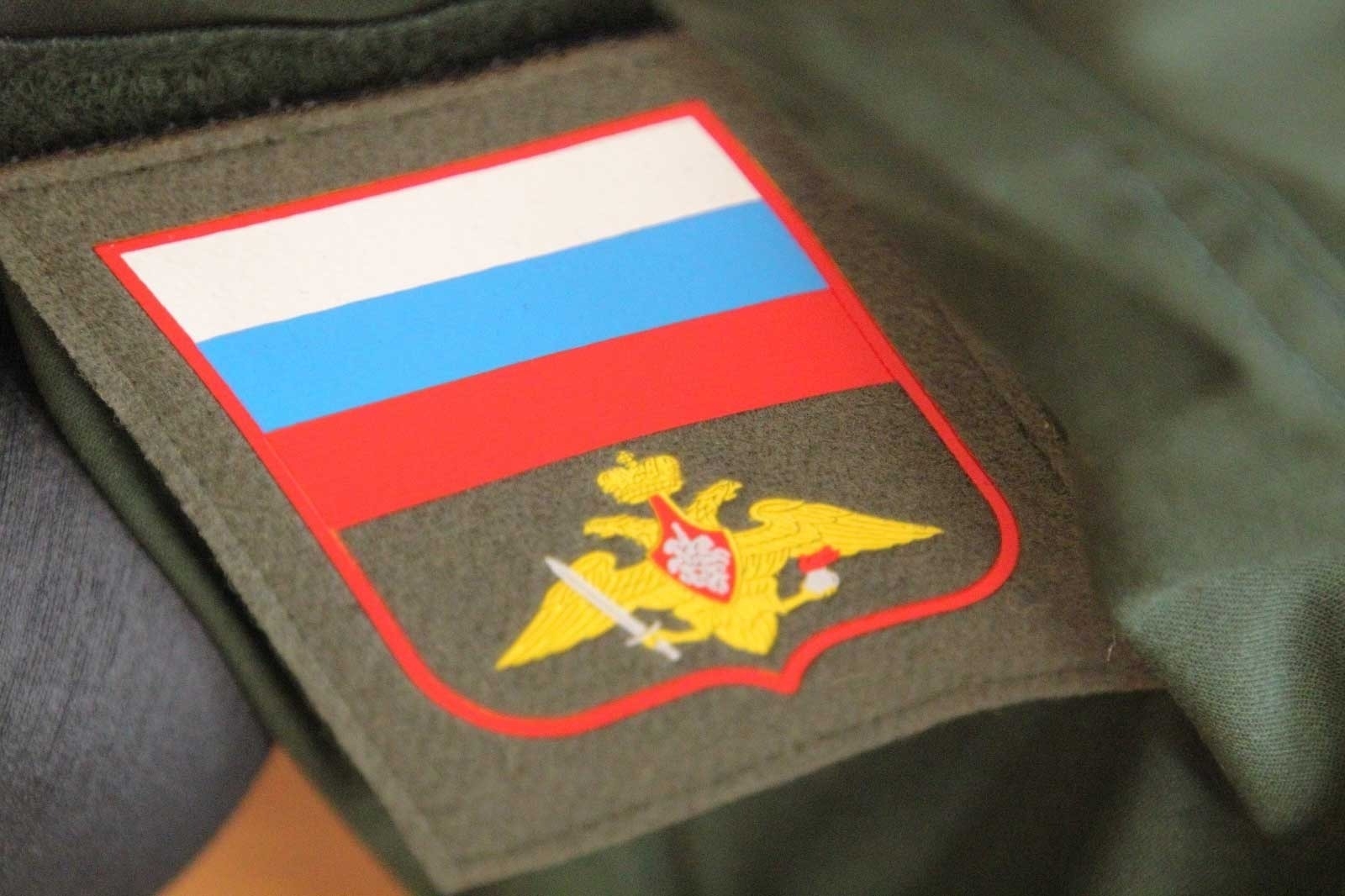 Оборона министрлығы менән контракт төҙөүселәргә өҫтәп тағы 100 мең һум түләнә