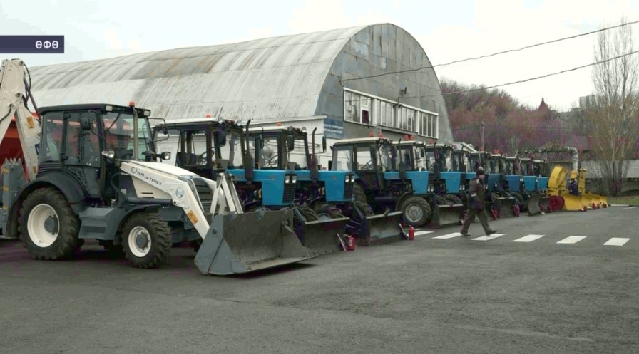 Өфө урамдарын ҡарҙан таҙартасаҡ техника барланды