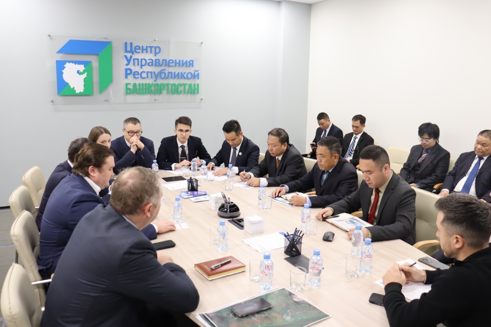 Ҡытай инвесторҙары Башҡортостанда фиброцемент материалдар етештереүҙе яйға һала