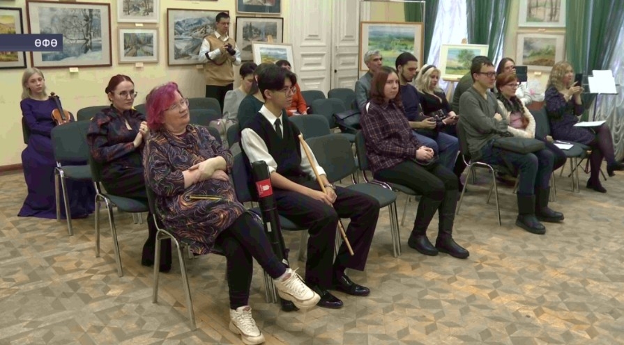 Өфөлә «Алмаз баҡса» тип исемләнгән музыкаль-әҙәби кисә үтте