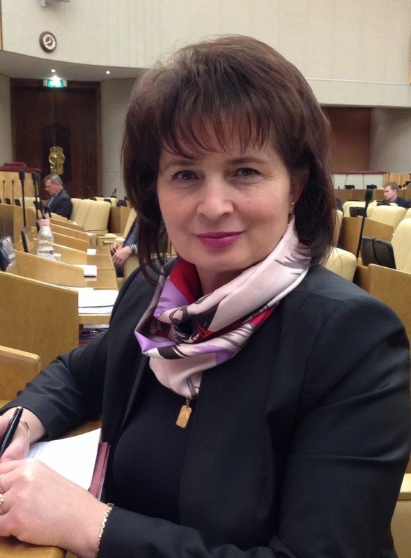 Зөһрә Рәхмәтуллина: "Радий Хәбиров көнүҙәк һорауҙарға урынлы яуап бирҙе"